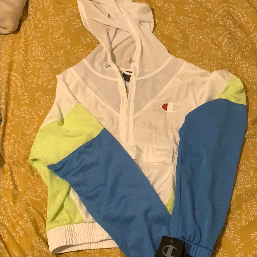 Cropped champion wind breaker